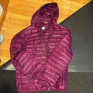 Columbia Maroon Quilted Jacket